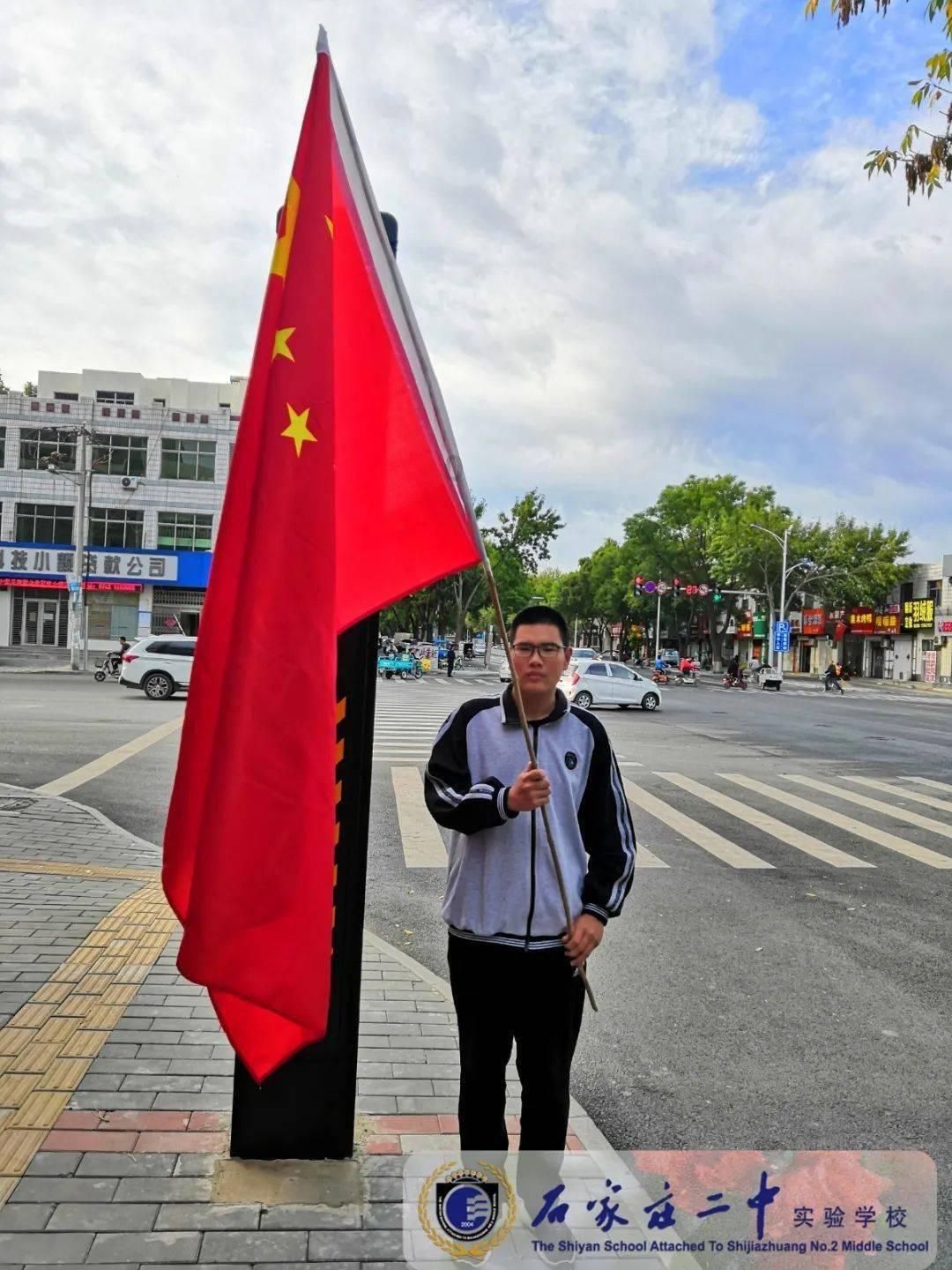 汽车行业深度:智驾时代来袭,多玩家多模式齐发力推动行业走向落地(附下载)